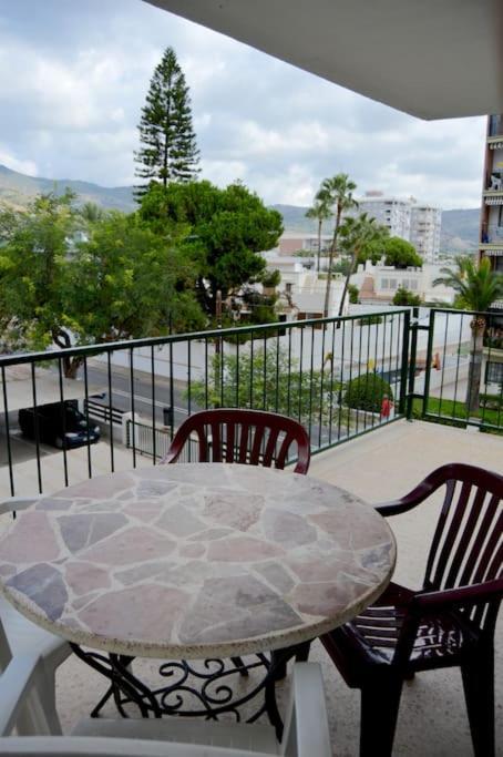 Апартаменты Apartamento En Benicasim Con Piscina Беникасим Экстерьер фото