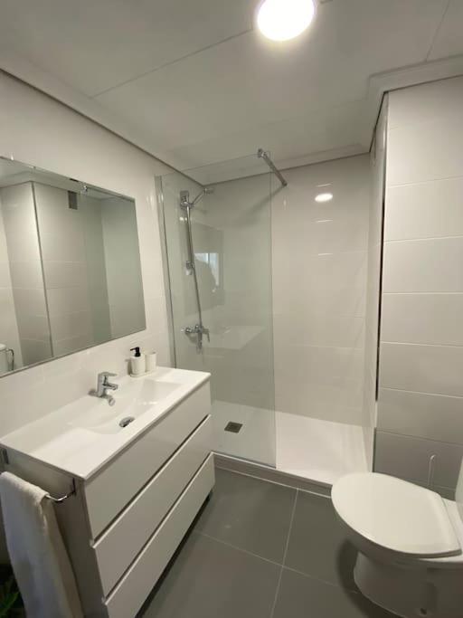 Апартаменты Apartamento En Benicasim Con Piscina Беникасим Экстерьер фото
